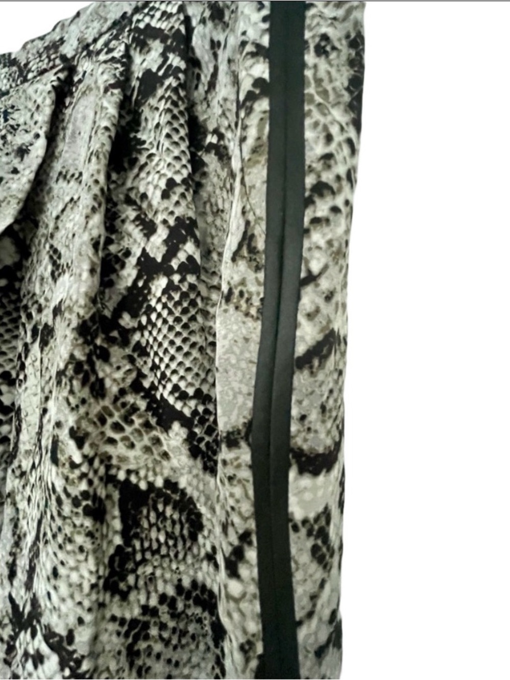 BCBGMAXAZARIA 100% Silk Animal Print Pants Size S NWOT - Picture 6 of 11